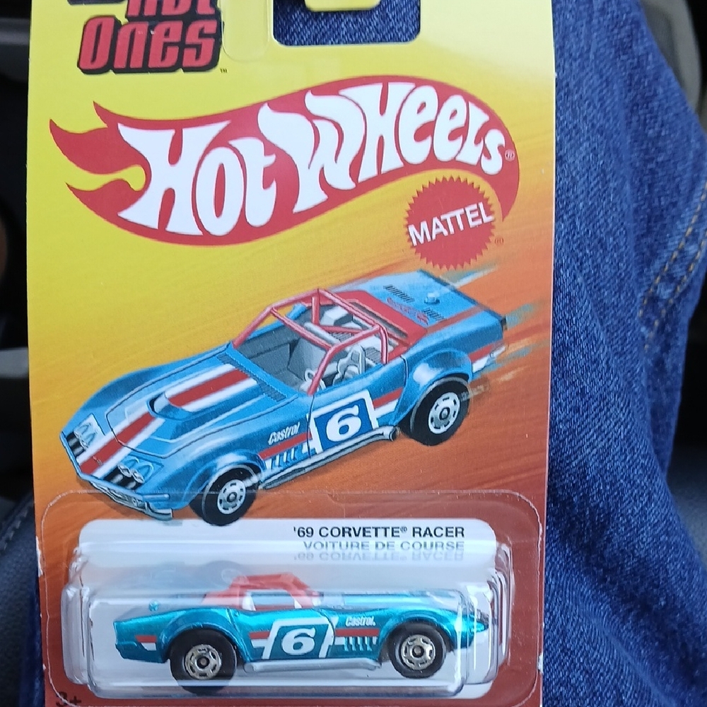 Hot Wheels '69 Corvette Racer - Blue with Red & White Stripes The Hot Ones